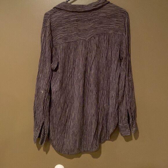 Rock & Republic Shirt Size Medium Grey & Black Long Sleeve - Picture 5 of 8